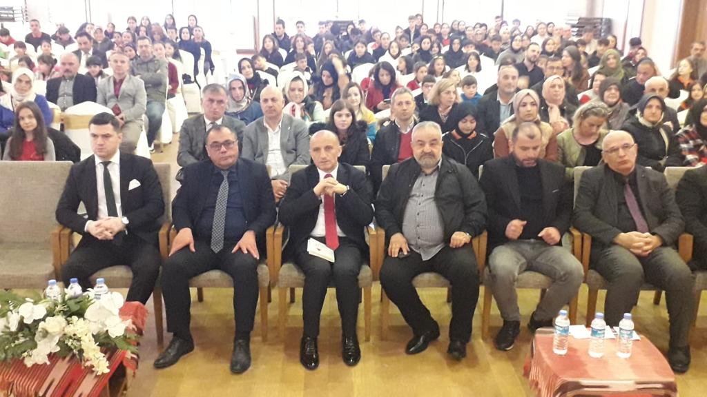 Çay ve Çayeli temalı şiir kitabı yayımlandı