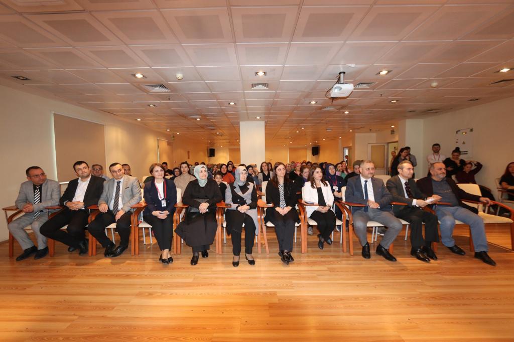 Rize Devlet Hastanesi'nde Hemşireler Günü kutlandı