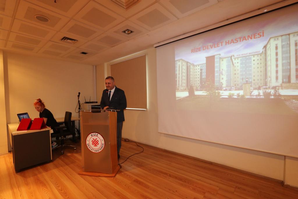 Rize Devlet Hastanesi'nde Hemşireler Günü kutlandı