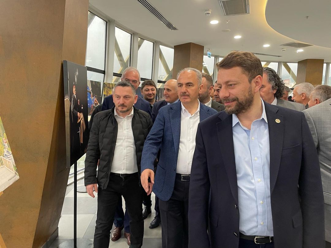 Çay bardağında Rize fotoğrafları sergisi sergileniyor