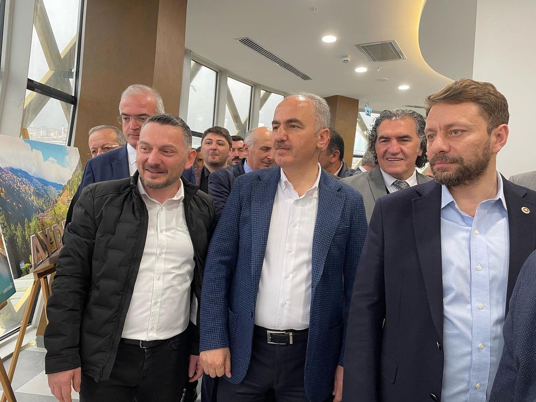 Çay bardağında Rize fotoğrafları sergisi sergileniyor