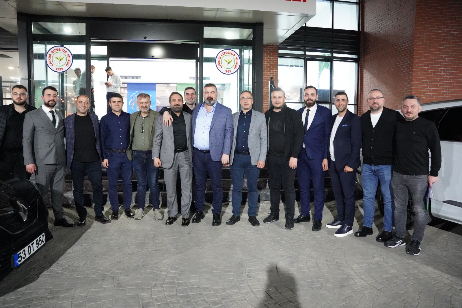 Başkan Turgut, Rizeli spor adamları ile bir araya geldi