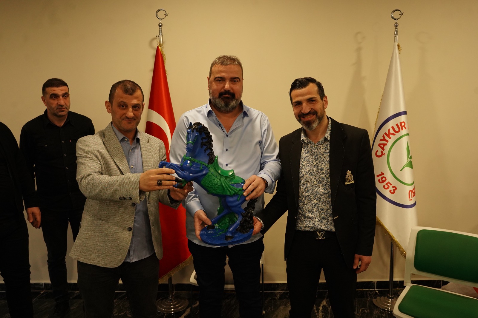 Başkan Turgut, Rizeli spor adamları ile bir araya geldi