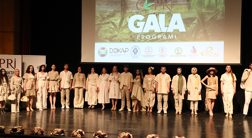 Rize bezinden üretilen kıyafetler defileyle tanıtıldı