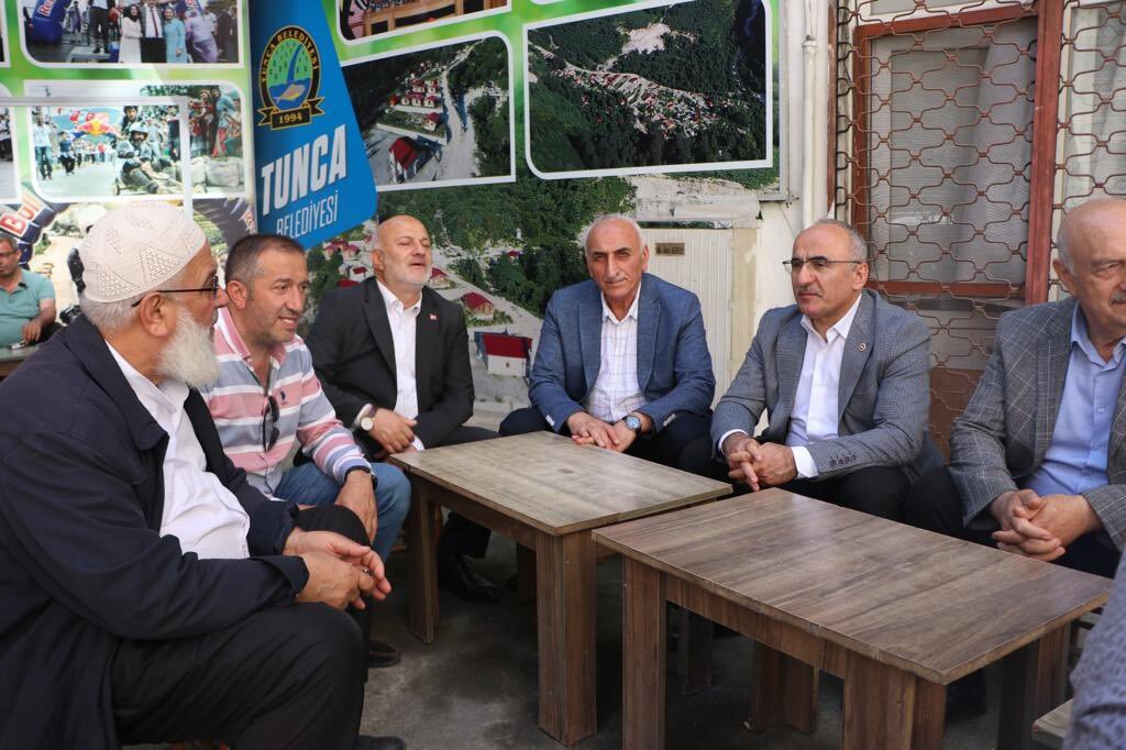 Milletvekili Mertoğlu'ndan baba ocağı Ardeşen'e ziyaret	