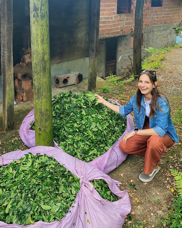 Rize gelini ünlü yıldız Jessica, tatilini Rize’de geçiriyor	