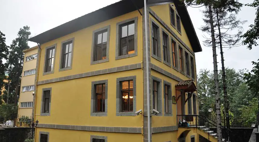 14- Atatürk Evi Ve Etnografya Müzesi