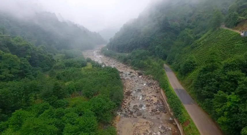 Meteoroloji Genel Müdürlüğü, yılın ilk kuraklık haritasını yayınladı. Kasım, Aralık, Ocak aylarını kapsayan raporda Rize’nin olağanüstü kuraklık seviyesinde olduğu ölçüldü. 