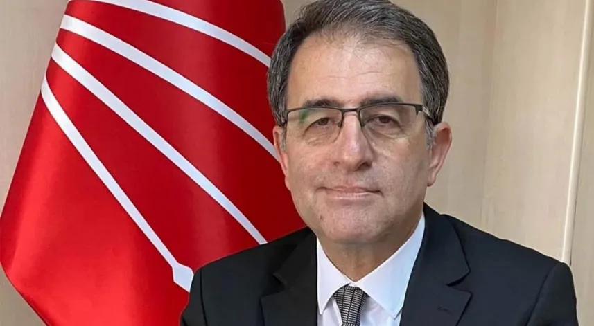 CHP Rize 38. Olağan İl Başkanlığı Kongresi'nde yapılan seçimde bir önceki dönemde il başkanlığı yapan Saltuk Deniz yeniden göreve seçildi. 