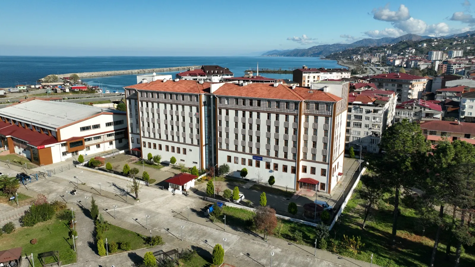 Rize'de üniversite öğrencileri için modern yurtlar