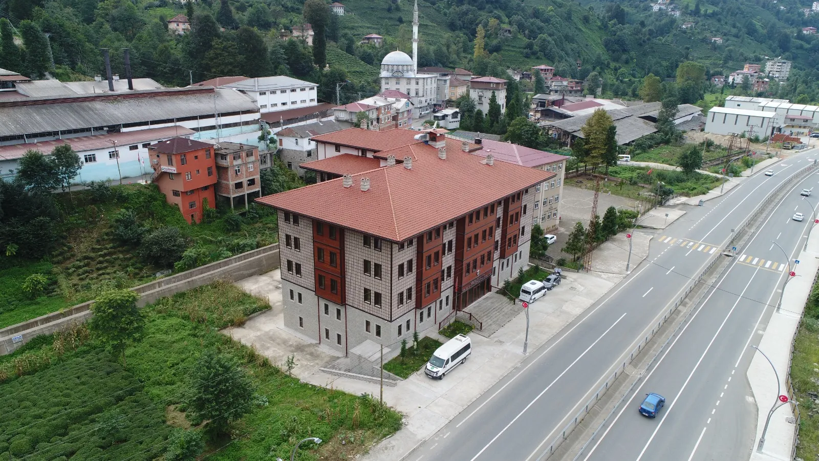 Rize'de üniversite öğrencileri için modern yurtlar