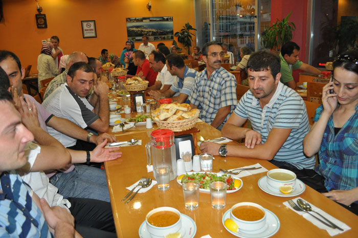 Rizedeyiz İftar Yemeği