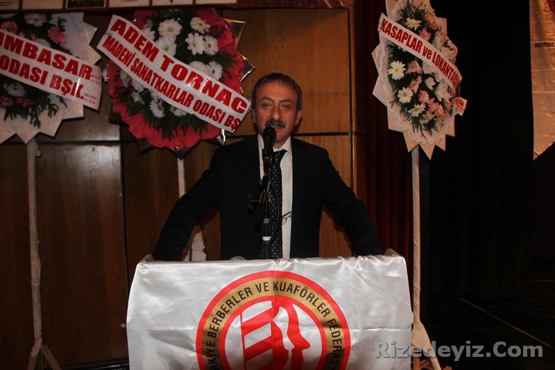 Federasyon Başkanı Bayram Karakaş, yaptığı konuşmada, milli takımı oluşturmak üzere yarışmanın sekizinci etabını Rize`de düzenlediklerini söyledi.