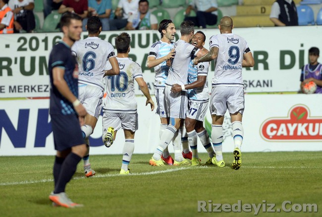 Ahmet İlhan`ın düşürülmesi ardından kazanılan penaltıyı Hikmet Karaman, Kweuke`nin atmasını istedi. Kwueke topu alıp takım arkadaşı Deniz Kadah`a bıraktı. Deniz`in kullandığı penaltı atışını kaleci Volkan çıkarttı.