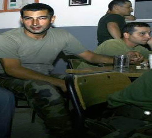 TV ekranlarının en gözde aktörlerinden Kenan İmirzalıoğlu Edirne'nin Süloğlu ilçesinde bulunan 54. Mekanize Piyade Tugay Komutanlığı'nda askerlik yaptı.