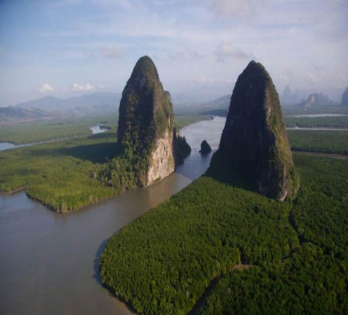 Dünya üzerinden eşsiz manzaralar sizi güzelliğin sonsuzluğuna doğru bırakacak...