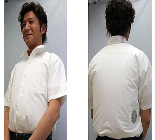 Gömleğe monte edilmiş iki vantilatör içinizi ferahlatıyor...