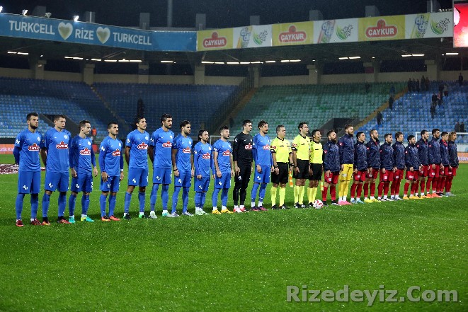 Çaykur Rizespor gruplara yükseldiZiraat Türkiye Kupası 3. tur maçında Spor Toto Süper Lig ekibi Çaykur Rizespor sahasında, Spor Toto 2. Lig temsilcisi Fethiyespor`u 3-0 mağlup ederek, gruplara kaldı.