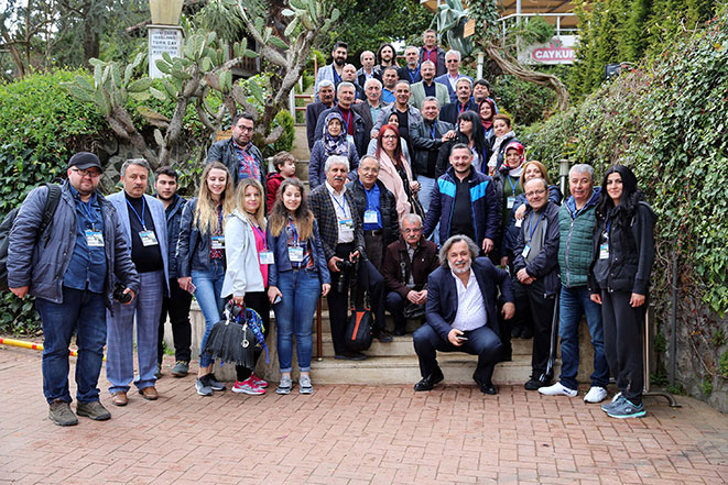 Rize Gençlik Spor Kültür Turizm ve Tanıtım Derneği (RİGENDER) ile Karadeniz Gazeteciler Federasyonu (KGF) tarafından ortaklaşa gerçekleştirilen ve Kültür ve Turizm Bakanlığı katkılarıyla 81 İlin Yerel Medyası Cumhurbaşkanı Recep Tayyip Erdoğanın Memleketi Rizede Buluşuyor etkinliği üç gün sürdü.