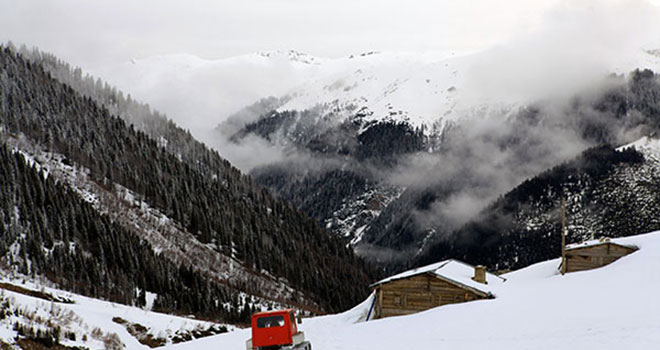 Kavrun Yaylası, adrenalin tutkunu kayakçıların ve fotoğraf sanatçılarının ilgi odağı