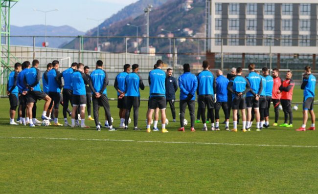 Çaykur Rizespor 4 Eksikle Alanya'ya Gidiyor