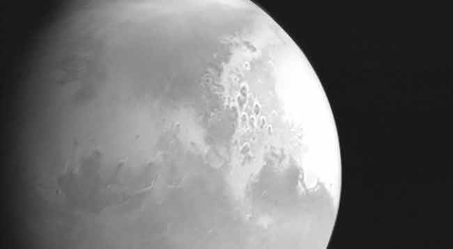 Çin'in Mars Keşif Uydusu Dünya'ya İlk Görüntüsünü Yolladı