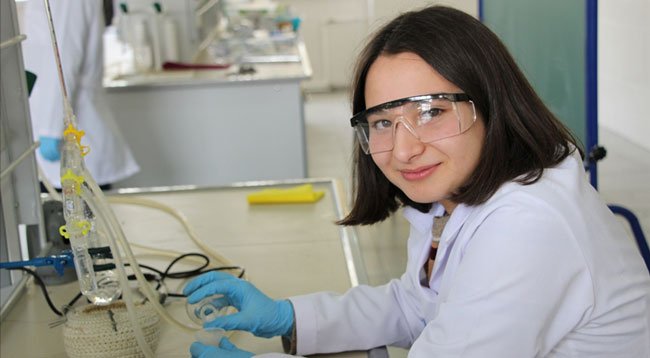 Geleceğin Bilim Kadınları TÜBİTAK Destekleriyle Yetişiyor