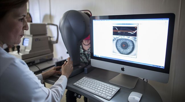 Kovid-19 Ani Görme Kayıplarına Neden Olabiliyor