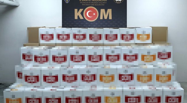 1 Milyon 400 Bin Bandrolsüz Boş Makaron Ele Geçirildi