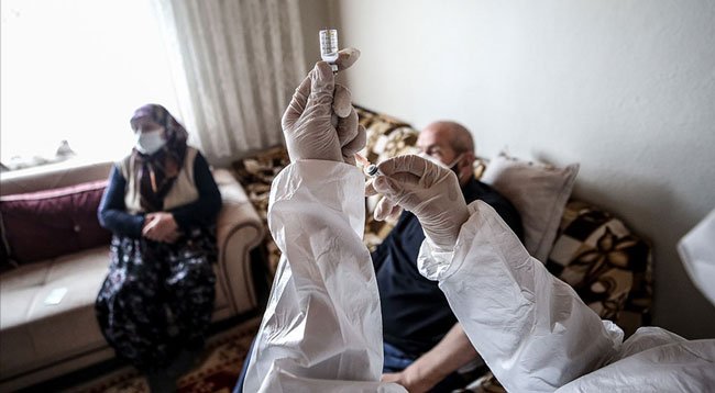 Kovid-19 Aşılama Takviminde İlk Aşamanın Sonuna Gelindi