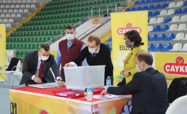 ÇAYKUR’da 300 Mevsimlik İşçi Kadrosu İçin 35 Bin 412 Kişi Yarıştı