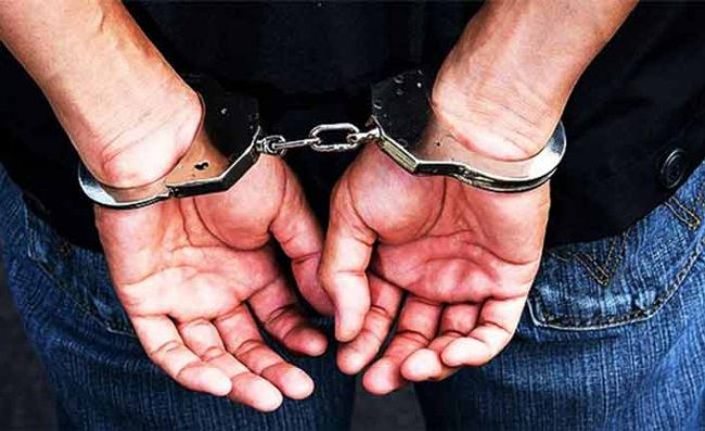 Rize'de Uyuşturucu Hapları Araç Değiştirerek Şehre Sokmaya Çalıştılar