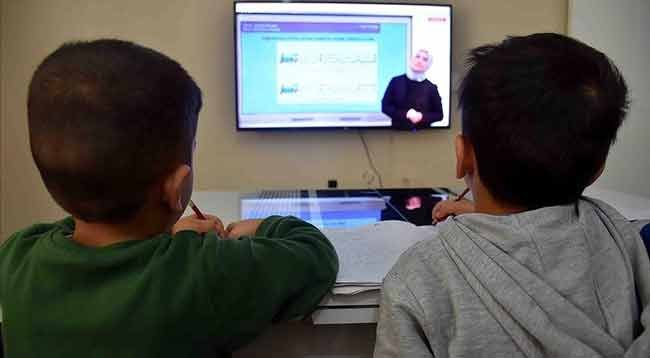 29 Nisan'da Uzaktan Eğitime Geçiliyor