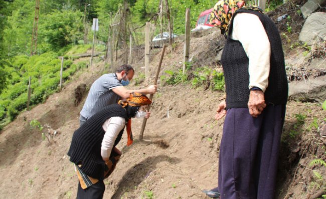 Rize'de Kenevir İpliğinden Kumaş Üretimi Yaygınlaşıyor