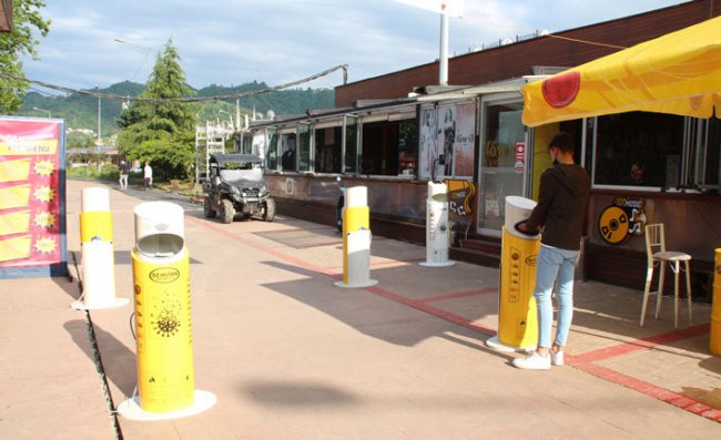 Sahil Parkına Dezenfektan Makineleri Yerleştirdi