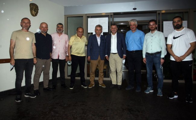 Eski başkandan Çaykur Rizespor’a ziyaret