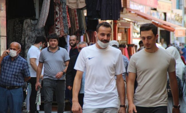 Rize'de maske kuralına uyulmuyor