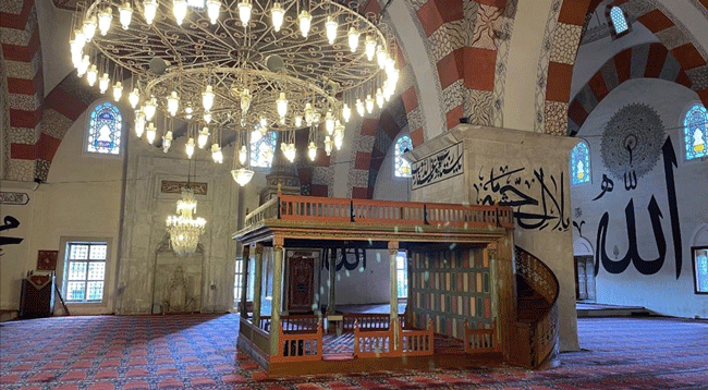 Edirne'deki Selimiye, Üç Şerefeli ve Eski camiler inanç turizmine önemli katkı sağlıyor