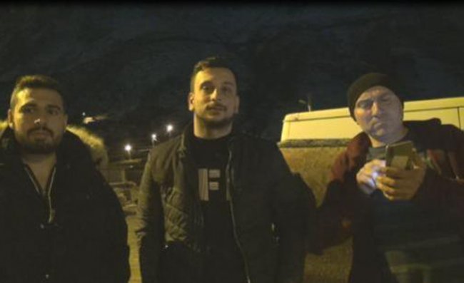 Yaylada, araçları kara saplanıp, mahsur kalan 3 kişi kurtarıldı