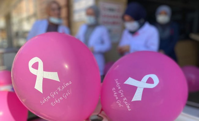 Rize'de Meme Kanseri İçin Farkındalık Etkinlikleri