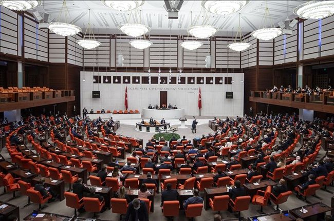 Türk askerinin Lübnan'daki görev süresi uzatıldı