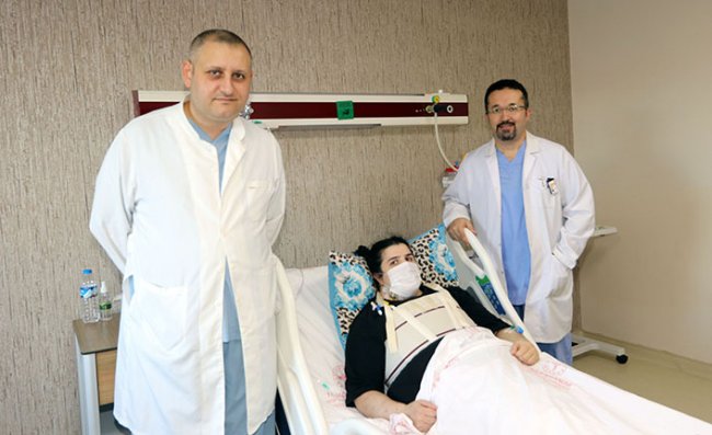 Rize 'de aort damarı yırtılan öğretmen yapay damarla yaşama tutundu