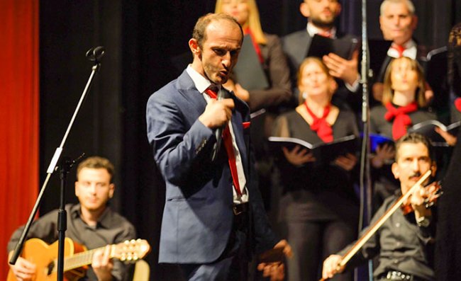 3 yıl önce başladığı müzikle engellerini aştı