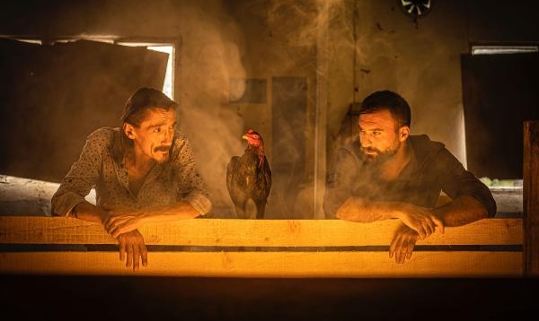 Öğrenciyken 8 kısa filminin ödülü ile sinema filmi çekiyor