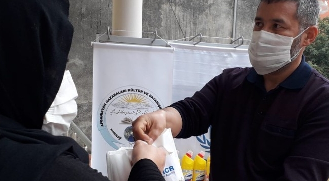 Trabzon’daki Mültecilere Isıtıcı Yardımı