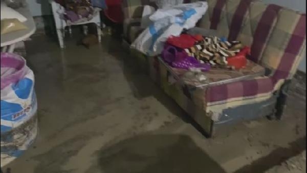 Amasya’da dere taştı, ev, ahır ve tarım arazilerini su bastı