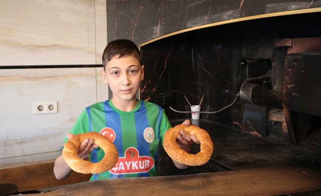 Rizeli genç fırıncı ustalara taş çıkarıyor