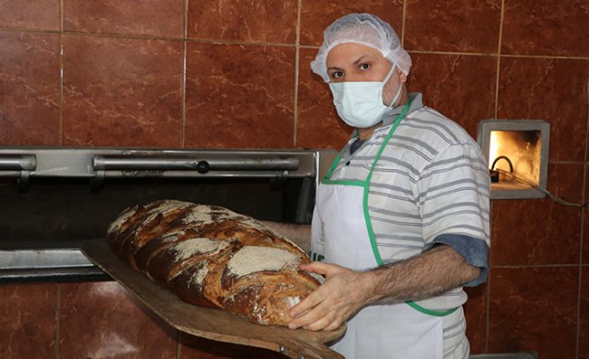 15 kiloluk balina ekmeğe yoğun ilgi