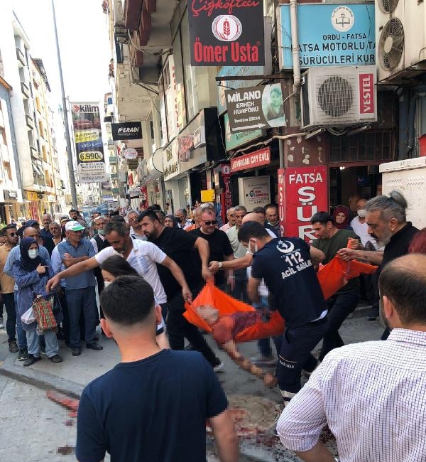 Zülfiye, tartıştığı eski erkek arkadaşını bıçakladı