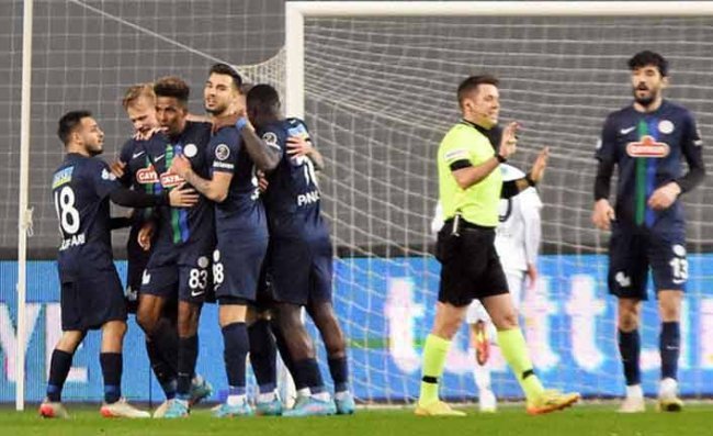 Hamzaoğlu: 2 Puan Kaybettik